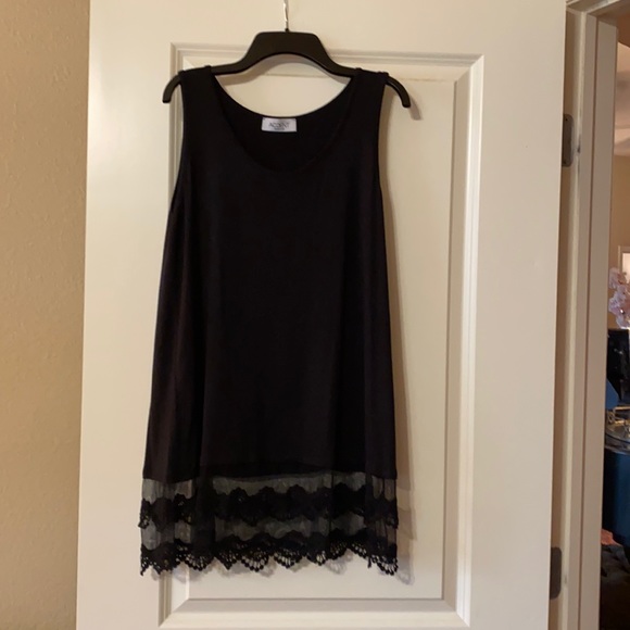 Lace Trimmed Black Tank Size Small - Picture 1 of 2